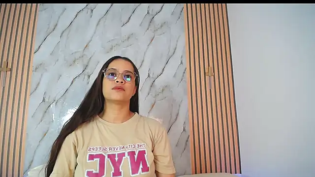 PiaGelvez online show from 12-01-25, 09:15