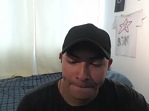 Snapshot of Ander_Wolf chatting on 10-01-25, 06:23 Ander Wolf online show from 10-01-25, 06:23