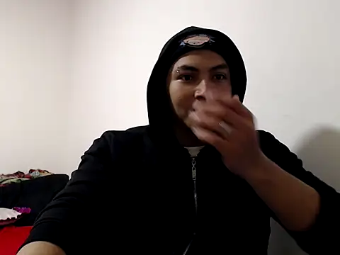 Snapshot of Ander_Wolf chatting on 01-13-26, 03:43 Ander Wolf online show from 01-13-26, 03:43