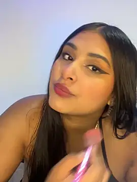 Snapshot of sarafox_10 chatting on 10-03-25, 07:37 sarafox 10 online show from 10-03-25, 07:37