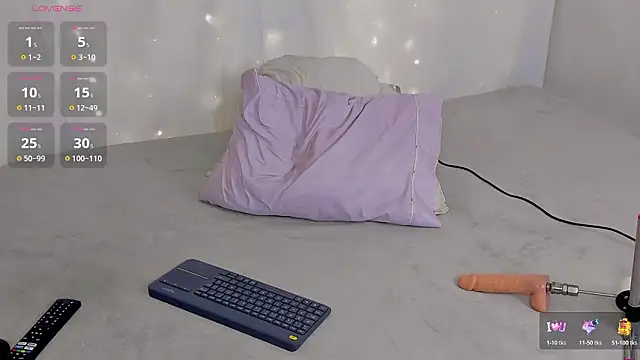 Alejarossi online show from 03-24-26, 01:00