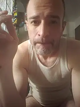 Snapshot of Curious9884 chatting on 11-30-25, 05:25 Curious9884 online show from 11-30-25, 05:25