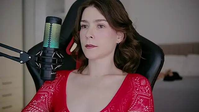 WowHelloAlice online show from 02-21-26, 09:00