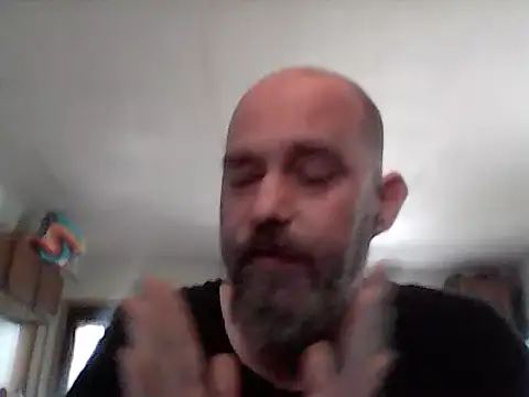 crazyheratic8 online show from 05-09-26, 05:49