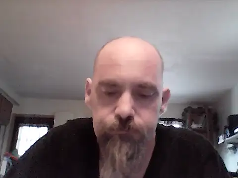 Snapshot of crazyheratic8 chatting on 02-25-26, 01:11 crazyheratic8 online show from 02-25-26, 01:11