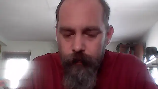 crazyheratic8 online show from 12-14-25, 06:46