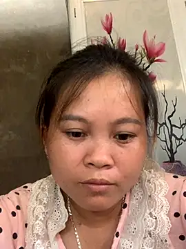 lan-xinh01 online show from 10-05-25, 07:43