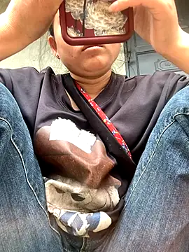 lan-xinh01 online show from 10-30-25, 02:10