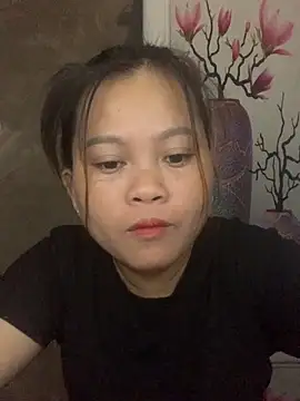 lan-xinh01 online show from 10-06-25, 11:33