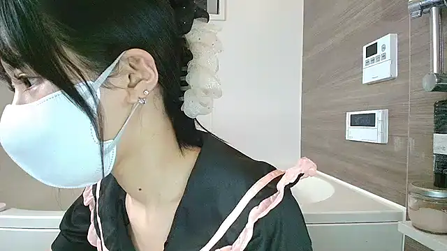 hana-08787- online show from 11-28-25, 06:19