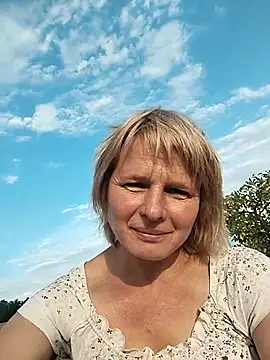 Masha412111 online show from 08-07-26, 04:51
