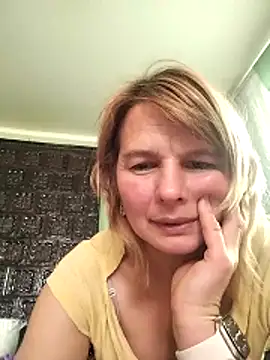 Masha412111 online show from 12-22-25, 09:31