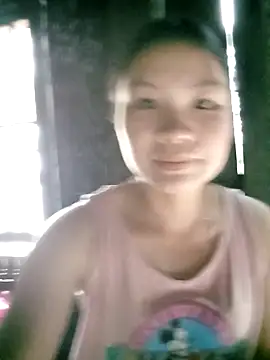 Snapshot of Hin_xx chatting on 10-18-25, 06:04 Hin xx online show from 10-18-25, 06:04