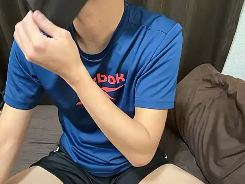 Snapshot of Ryunosukesuke chatting on 10-06-25, 01:18 Ryunosukesuke online show from 10-06-25, 01:18