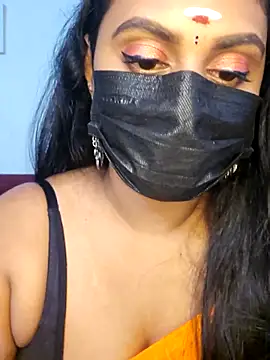 Snapshot of Dheronika_sweetie chatting on 10-13-25, 06:09 Dheronika sweetie online show from 10-13-25, 06:09