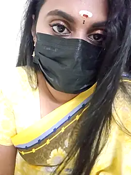 Snapshot of Dheronika_sweetie chatting on 10-07-25, 05:36 Dheronika sweetie online show from 10-07-25, 05:36