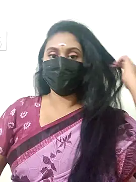 Snapshot of Dheronika_sweetie chatting on 10-10-25, 05:03 Dheronika sweetie online show from 10-10-25, 05:03