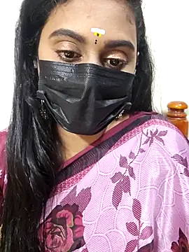 Snapshot of Dheronika_sweetie chatting on 10-06-25, 10:49 Dheronika sweetie online show from 10-06-25, 10:49