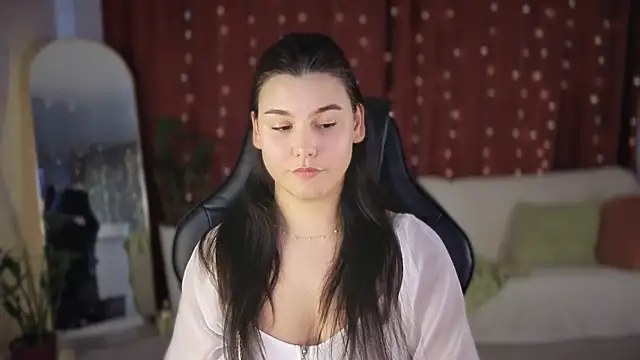 EmilyRichardss online show from 03-23-26, 09:42