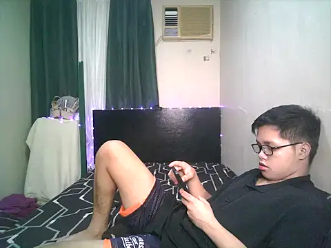 hot babyboy26 online show from 11-02-25, 12:54