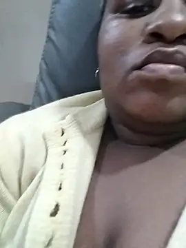 thicknjuicyx online show from 10-06-25, 04:30