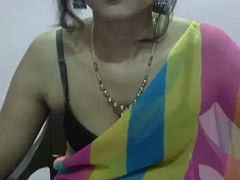 Laila Cute online show from 05-27-26, 02:24