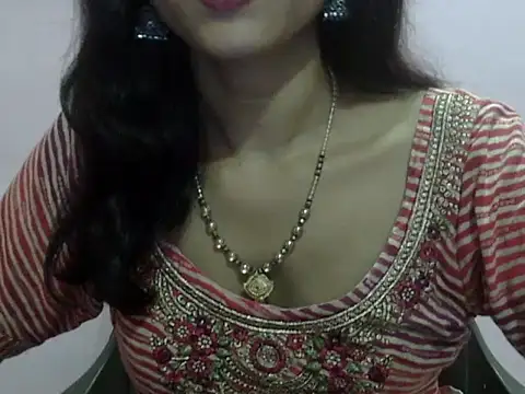 Laila Cute online show from 05-12-26, 06:03