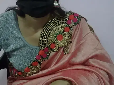 Laila Cute online show from 01-17-26, 01:58