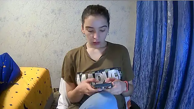 Snapshot of Ali_Kisa chatting on 10-25-25, 06:52 Ali Kisa online show from 10-25-25, 06:52