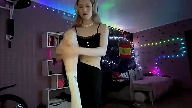 Jerrieberry online show from 11-23-25, 02:16