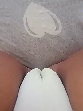 Snapshot of Saradasexy chatting on 12-17-25, 11:15 Saradasexy online show from 12-17-25, 11:15