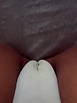 Snapshot of Saradasexy chatting on 12-16-25, 08:29 Saradasexy online show from 12-16-25, 08:29