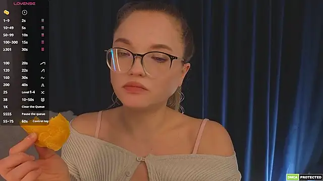 JulieLupo online show from 03-29-26, 06:15