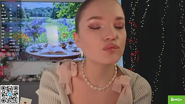 JulieLupo online show from 03-10-26, 06:28