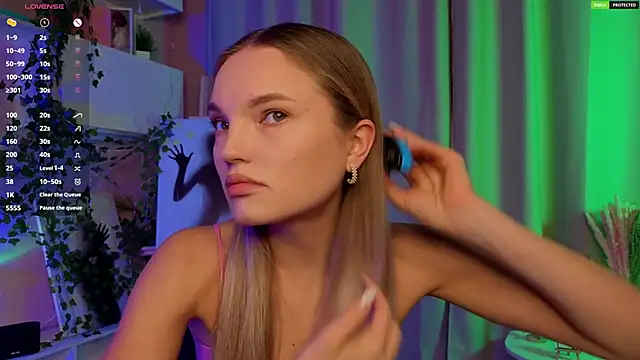 JulieLupo online show from 12-01-25, 07:20