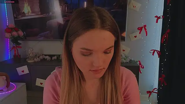 JulieLupo online show from 03-21-26, 06:36