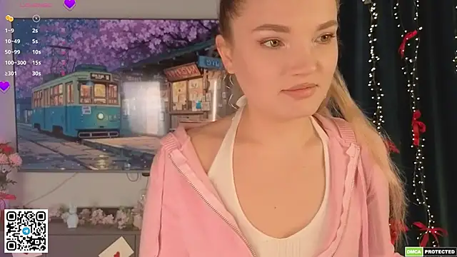 JulieLupo online show from 04-11-26, 07:45