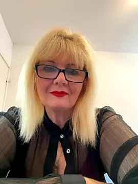 BoloshkaBlonda online show from 10-08-25, 09:55