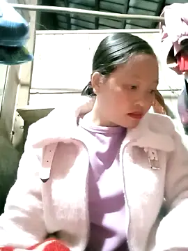 Minkine022 online show from 11-19-25, 09:09