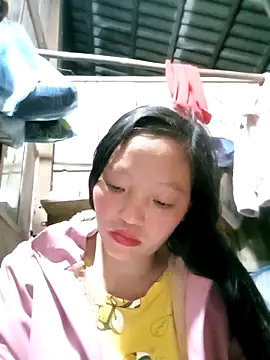 Minkine022 online show from 11-18-25, 08:17