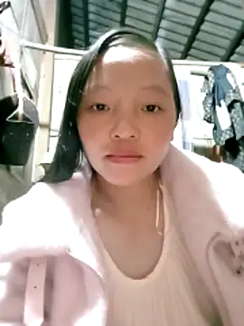 Minkine022 online show from 12-13-25, 08:04