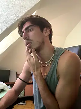 BABYJR05 online show from 10-01-25, 02:10