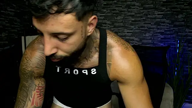 MasculineGuy99 online show from 07-04-26, 07:18