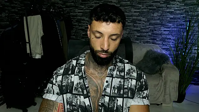 MasculineGuy99 online show from 07-02-26, 12:22