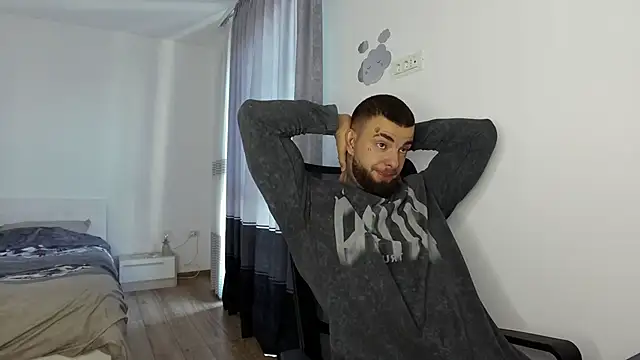 MasculineGuy99 online show from 10-09-25, 06:25