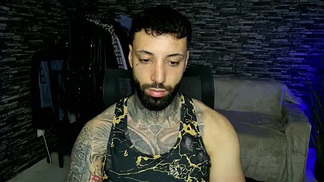 MasculineGuy99 online show from 05-07-26, 08:12