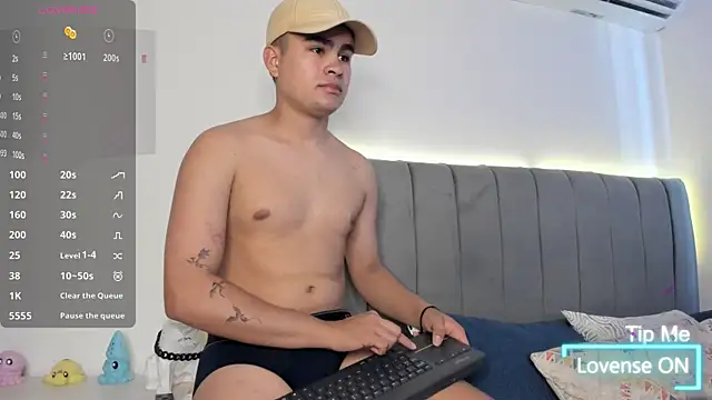 JARETHH online show from 11-08-25, 01:47