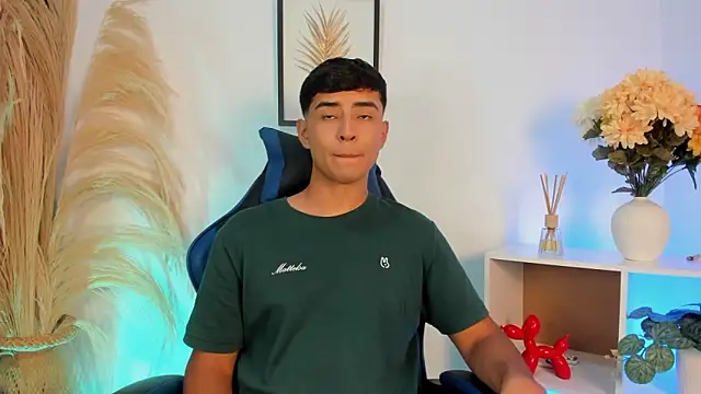 Thiago Connor21 online show from 04-21-26, 11:44