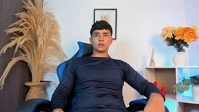 Thiago Connor21 online show from 04-05-26, 08:26