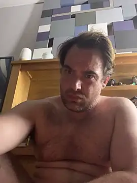 Snapshot of GymBoy83 chatting on 10-01-25, 03:38 GymBoy83 online show from 10-01-25, 03:38